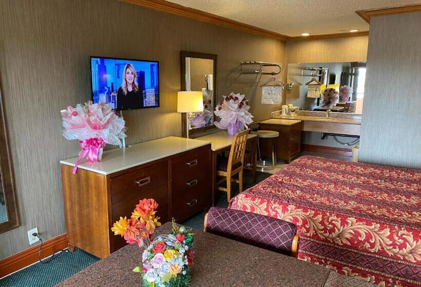스탠다드 룸 킹사이즈 침대, New Century Inn