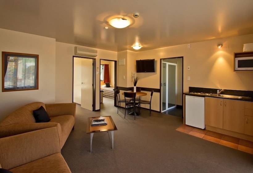 Апартаменты 2 Спальни, Broadway Motel