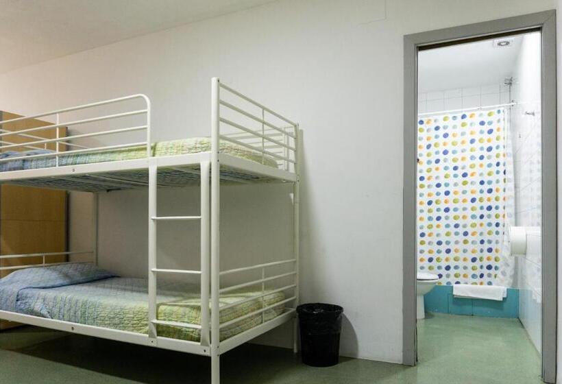 Номер Стандарт Трехместный, Be Dream Hostel