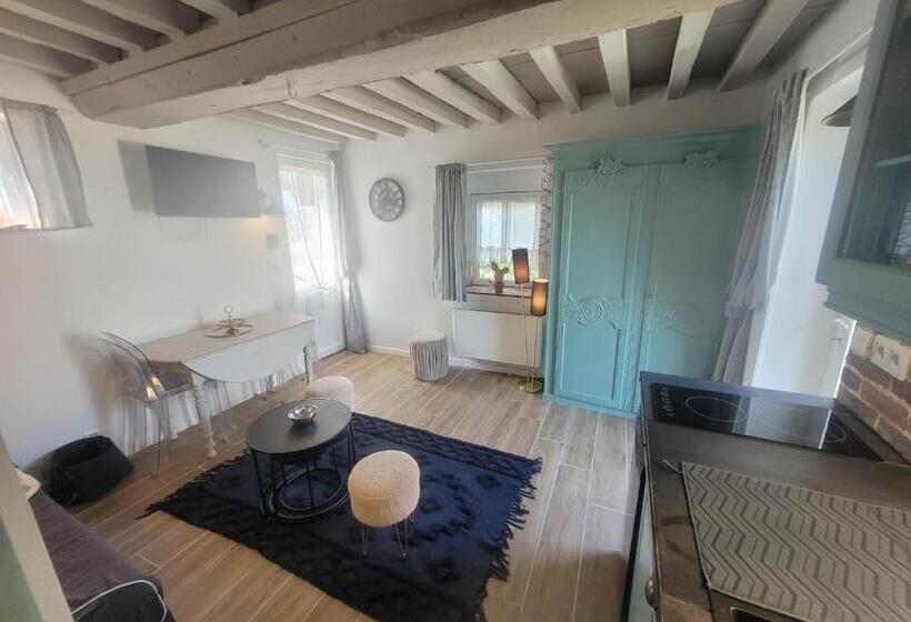 Дом 2 Спальни, Domaine Les Bois Flottes Dans Maison De Charme Au Bord De Mer Et Proche De Cabourg