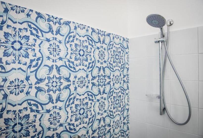 اتاق استاندارد سه نفره, B&b La Piazzetta