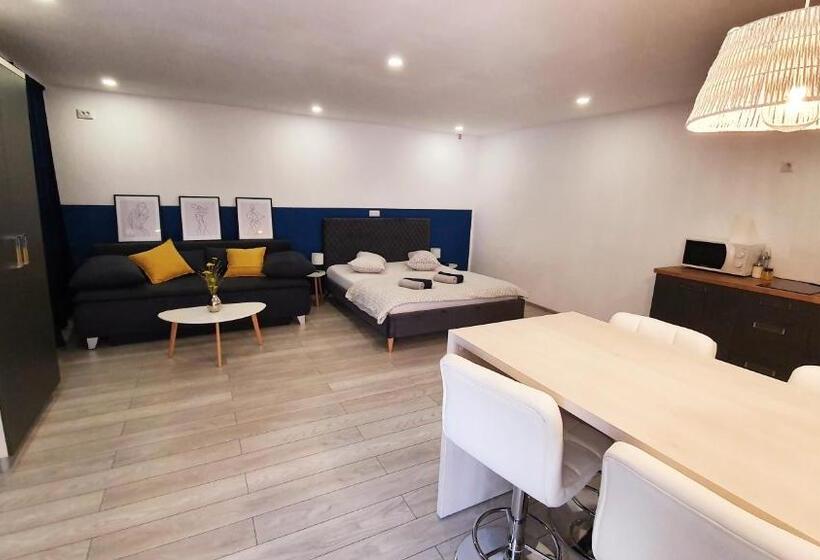带露台的标准工作室, Marcos Apartments Victoriei   Self Check In