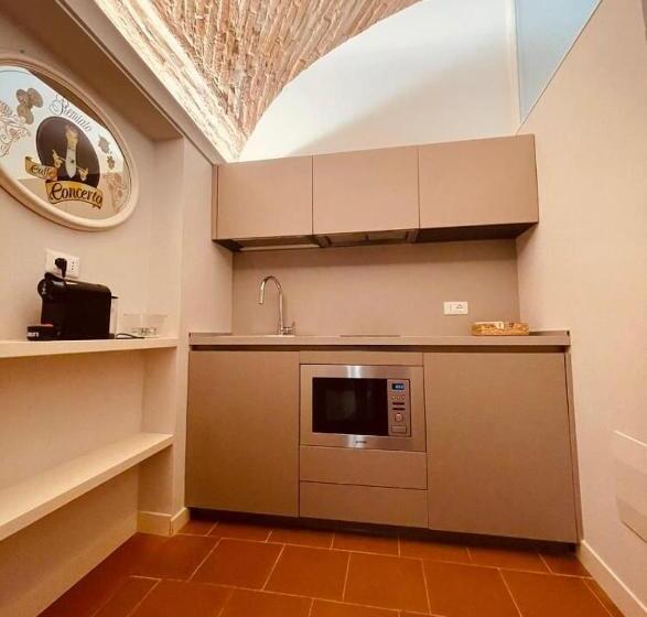 استودیو استاندارد با تخت کینگ, Palazzo Borgocolonne Apartments