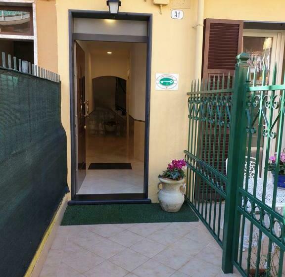 エコノミールーム, Sabini Rentals   Affittacamere