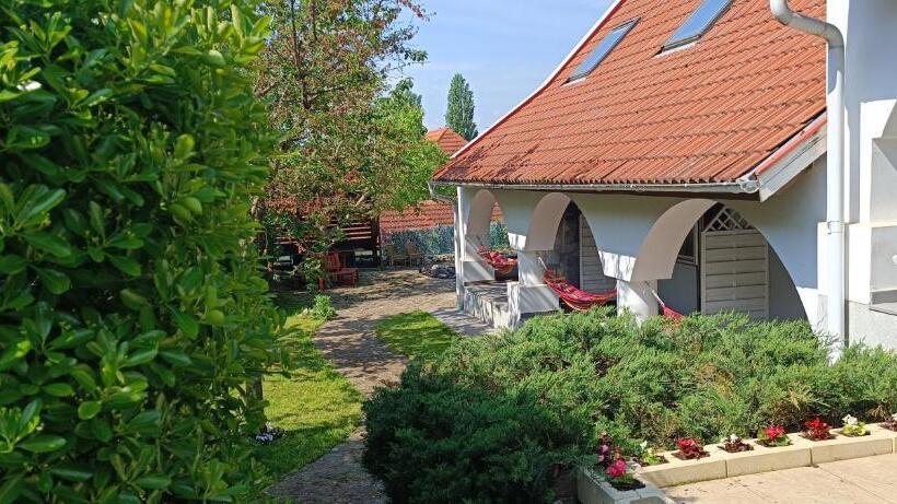 Номер Superior, Belysium Bed & Breakfast Panzió