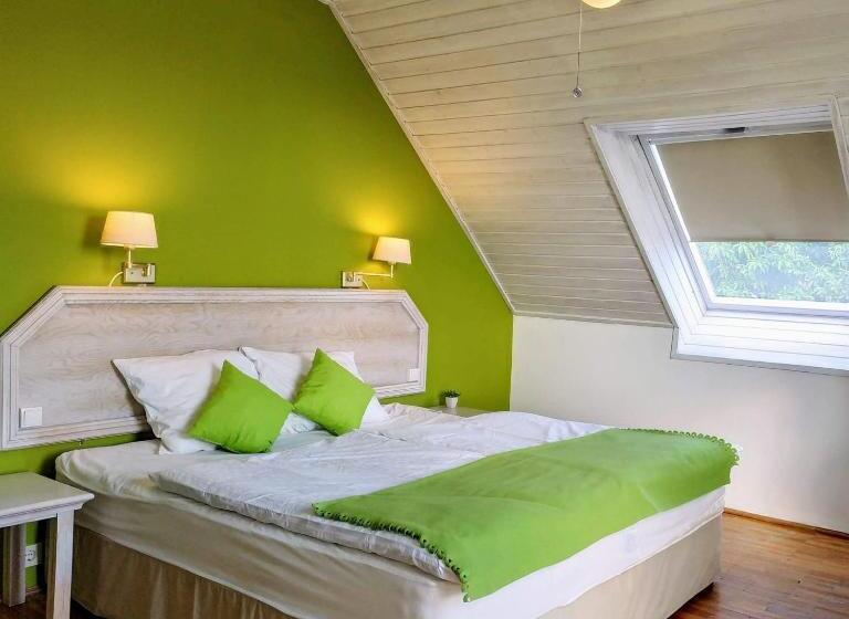 Номер Стандарт Вид на Сад, Belysium Bed & Breakfast Panzió