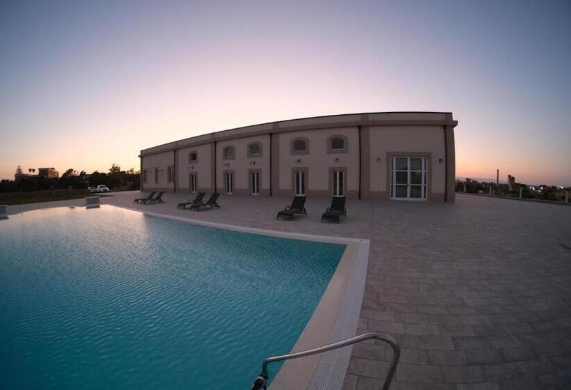 سوییت با چشم‌انداز باغ, Dimora Savarino Marzamemi Suites With Pool