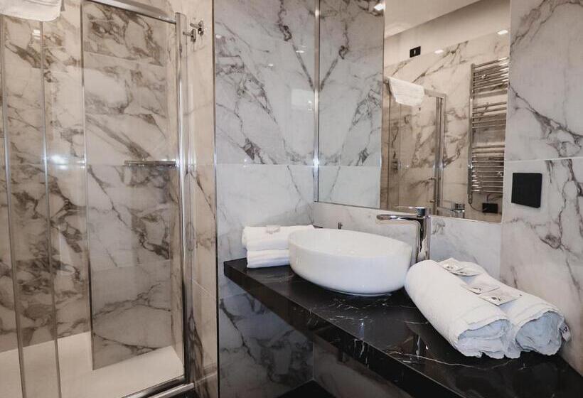 اتاق استاندارد با بالکن, Aron Only Suites Bed And Breakfast