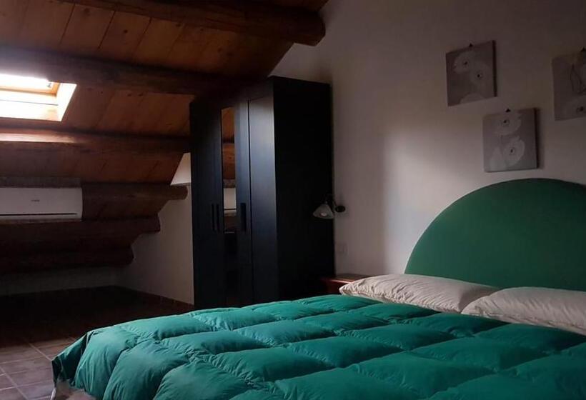 Семейное Студио, Giunti Agriturismo & Camere