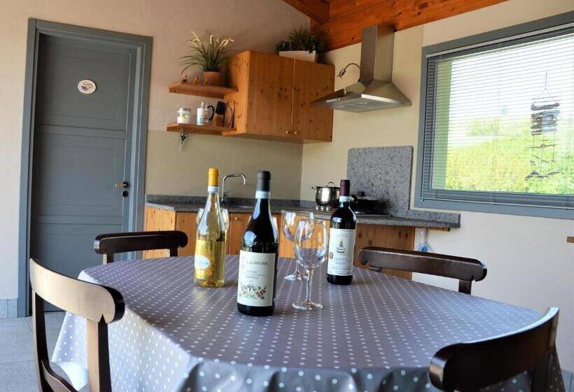 Номер Стандарт Вид на Бассейн, Il Casotto Nelle Langhe