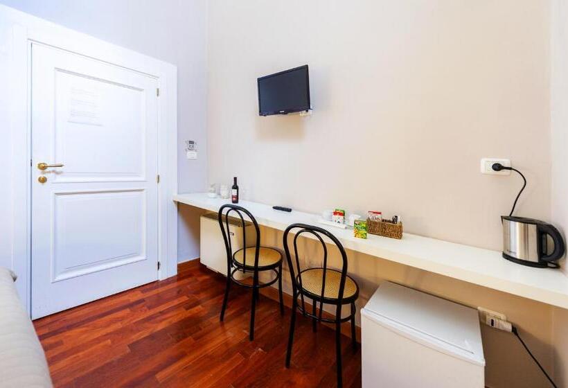 اتاق استاندارد یک نفره, B&b Centro Storico Lecce