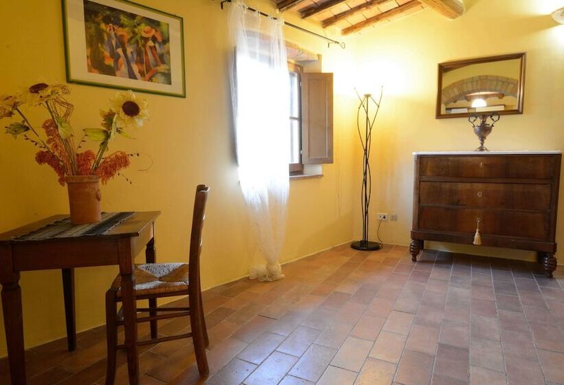 Апартаменты 3 Спальни, Croce Di Bibbiano