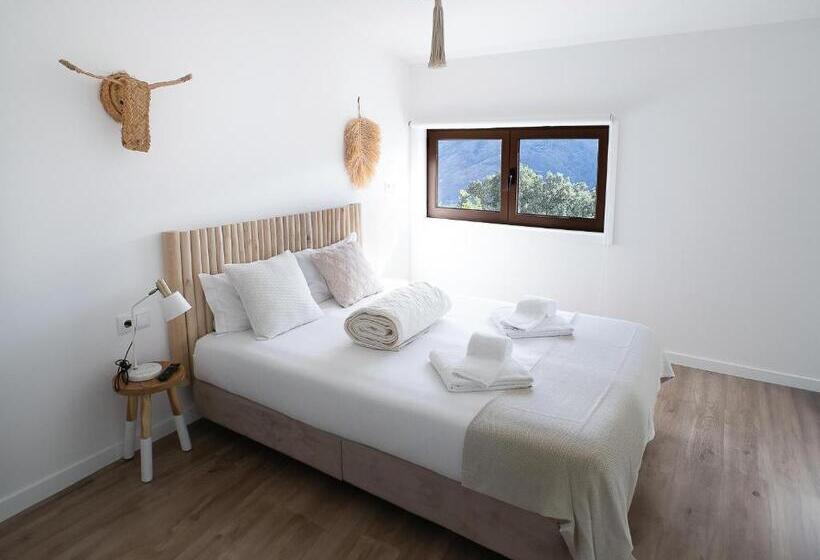 Люкс Вид на Горы, Hostel Retiro Do Gerês