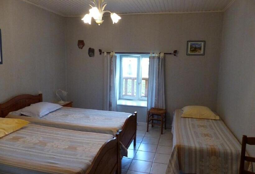 Номер Стандарт Трехместный, Le Chaumois
