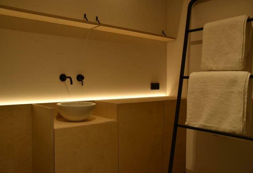 חדר סטנדרט נוף לגינה, Poutrelle Guestrooms