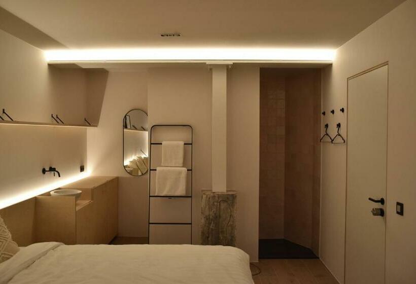 חדר סטנדרט נוף לגינה, Poutrelle Guestrooms