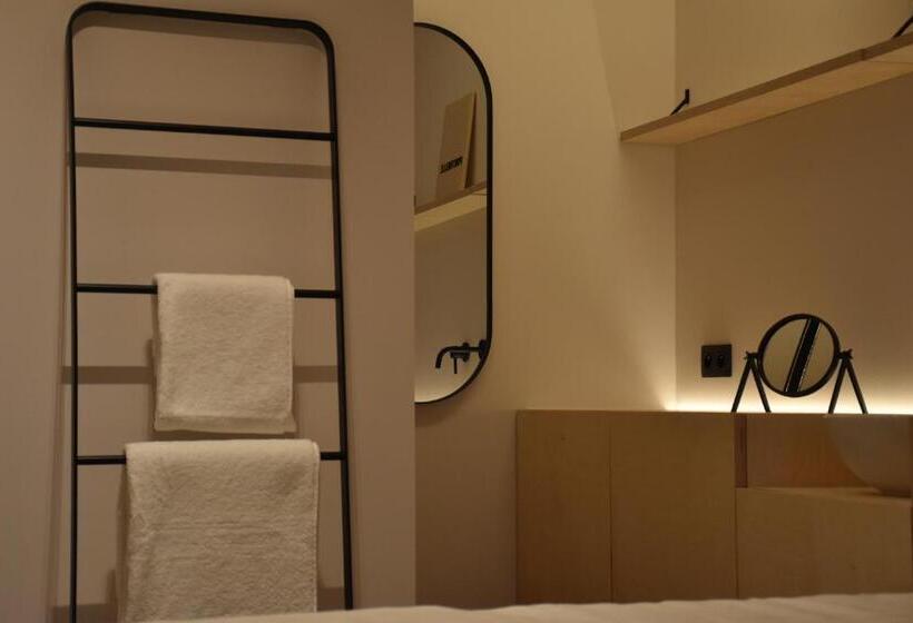 חדר סטנדרט נוף לגינה, Poutrelle Guestrooms