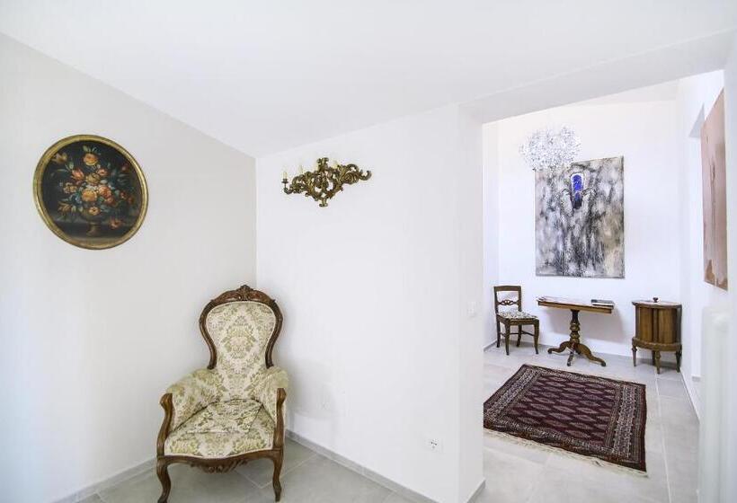 آپارتمان 1 خوابه با بالکن, Dei Molini