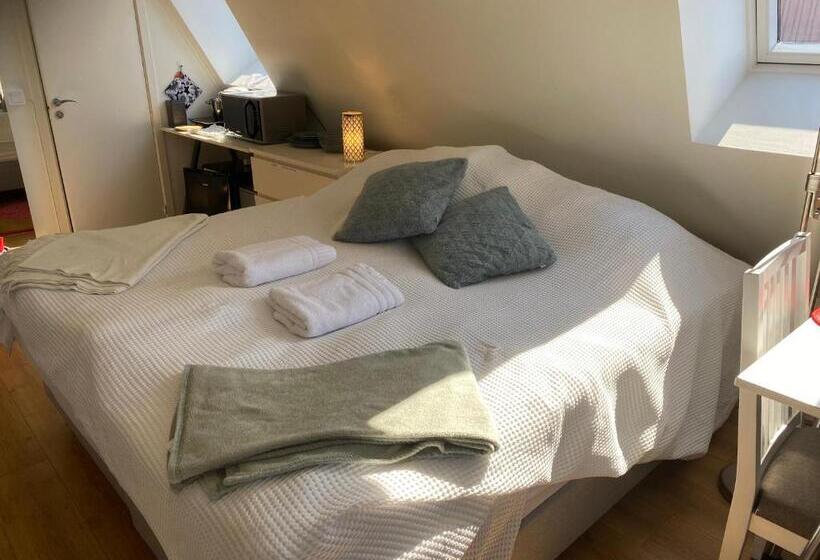 Апартаменты Пентхаус 1 Спальня, Dr åsa Kallfors Järna Bed & Breakfast