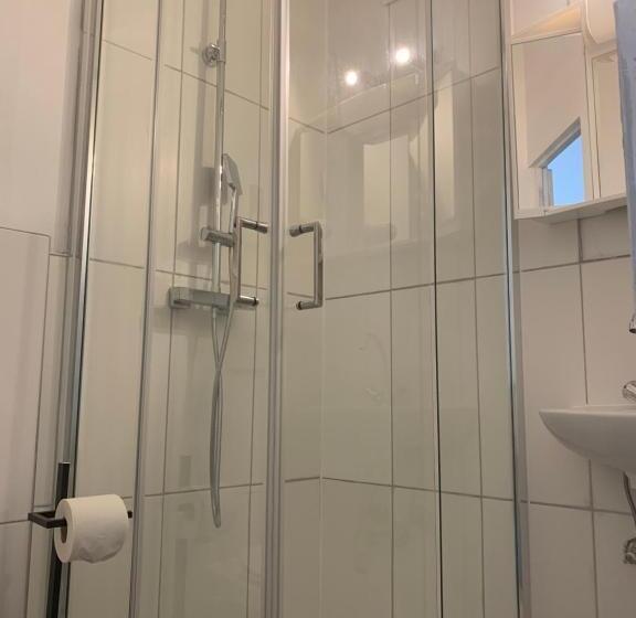 Номер Deluxe, Geroweiher Doppelbettzimmer Mönchengladbach Stadtmitte