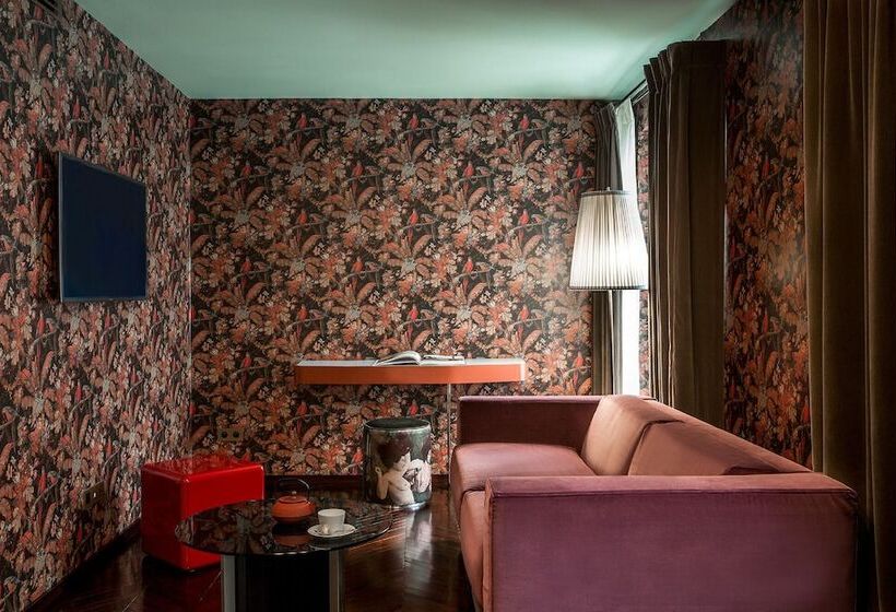سوئیت با بالکن, Hôtel Du Rond Point Des Champs élysées   Esprit De France