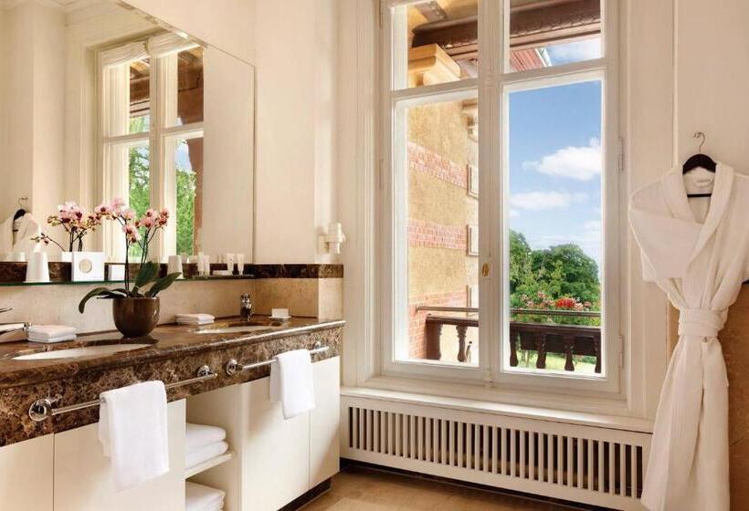 Номер Deluxe Кровать Кинг, Villa Rothschild, Autograph Collection
