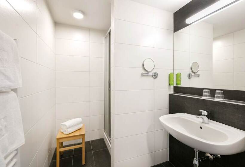 Номер Стандарт Трехместный, Jufa Hotel Eisenerzer Ramsau