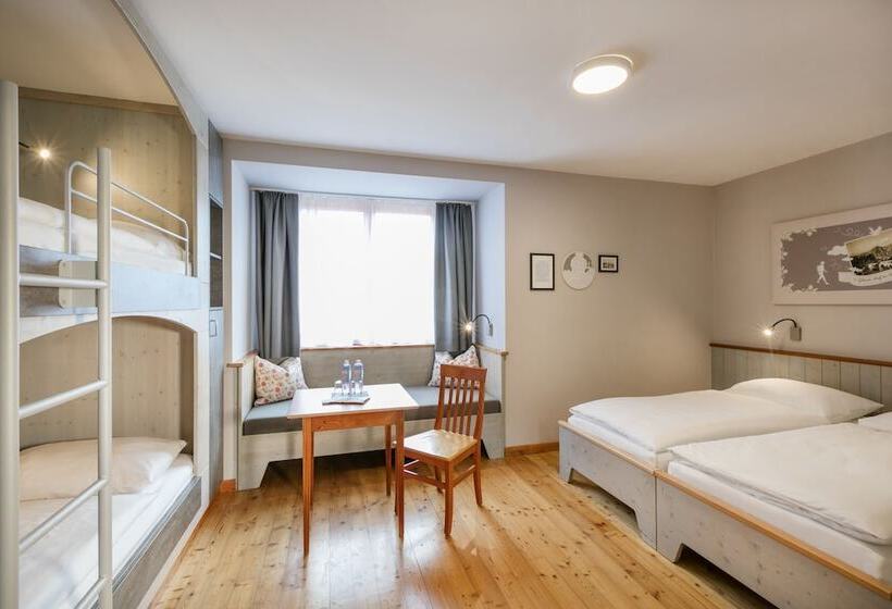 Четырехместный Номер Стандарт, Jufa Hotel Eisenerzer Ramsau