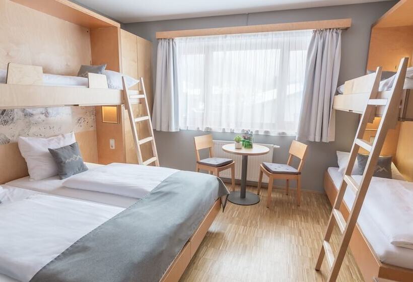 Четырехместный Номер Стандарт, Jufa Hotel Montafon