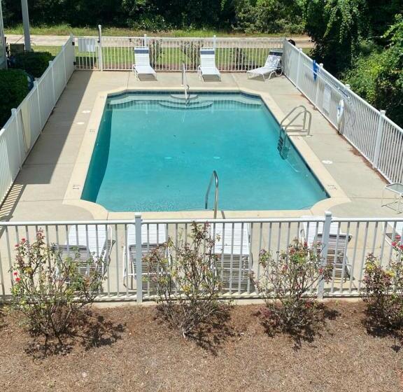 Дом 2 Спальни, Condo W Pool Near Beaches, Dining, Shopping, Etc