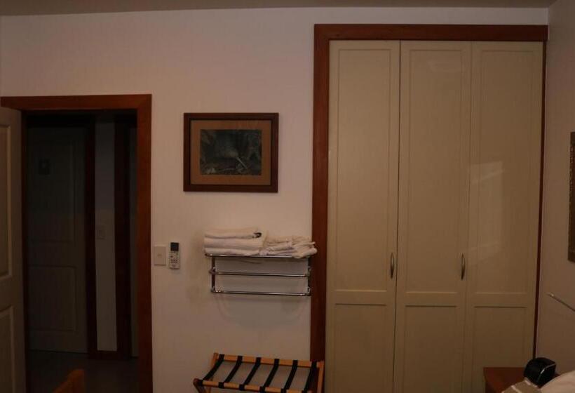 Номер Стандарт Совместная Ванная, Waiotahi Valley Lodge