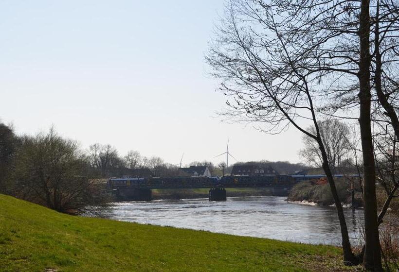 اتاق خانوادگی با سرویس بهداشتی مشترک, Mk Hostel Bremen