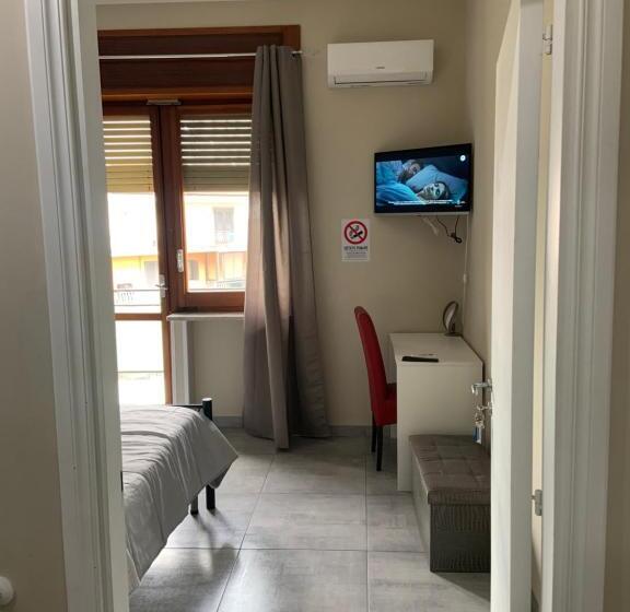 Standard room with outdoor bath, B&b Alle Porte Di Caserta