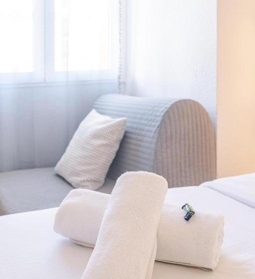 Standardrum, Hostal El Perelló, Valencia