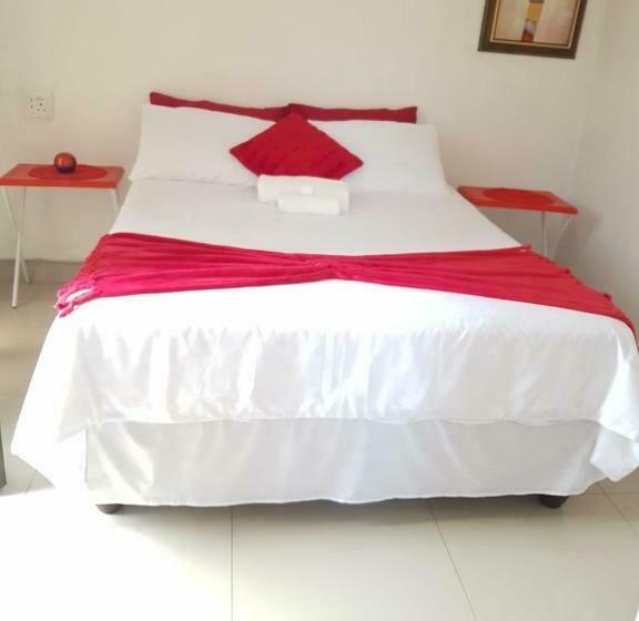 Семейный Номер, Onnie Guesthouse