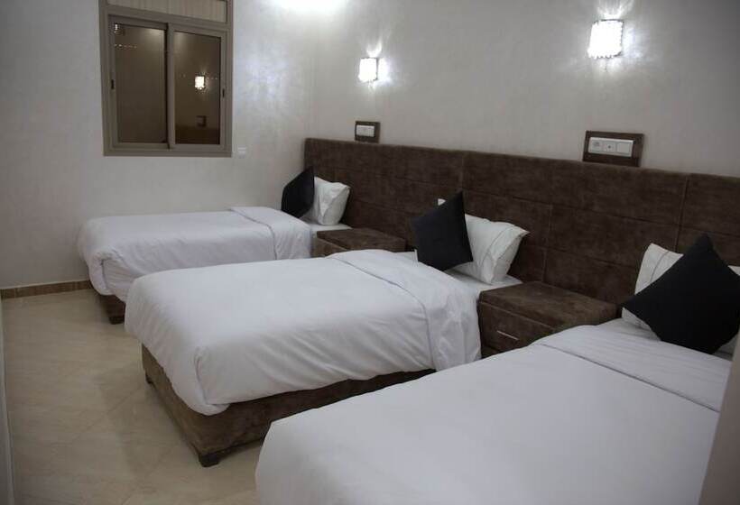 豪华三人间, Dakhla Guest