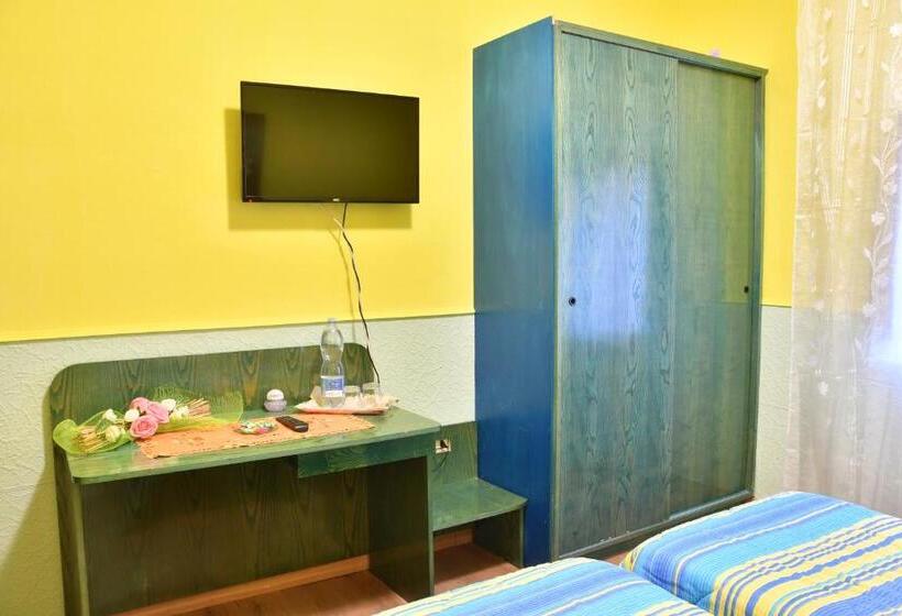 Номер Стандарт, B&b Mitzixeddas Sa Domu De Braxia