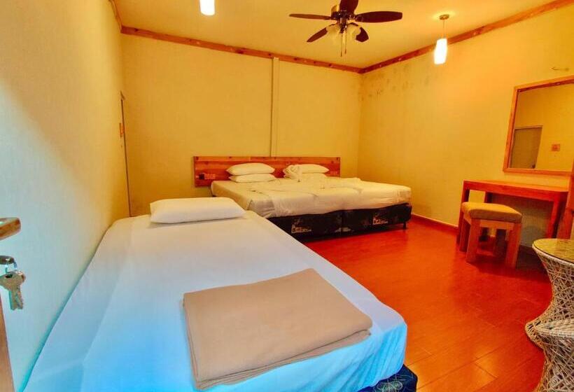 اتاق راحتی سه تخته, Ocean Way Guraidhoo