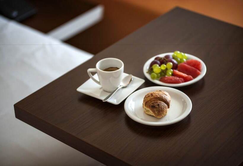 Номер Стандарт, Desilva Inn Katowice Airport