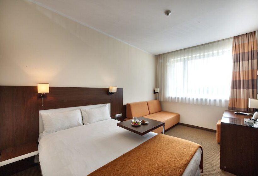 Семейный Номер, Desilva Inn Katowice Airport