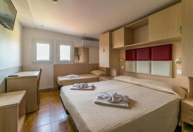 Номер Стандарт Трехместный, Stresa