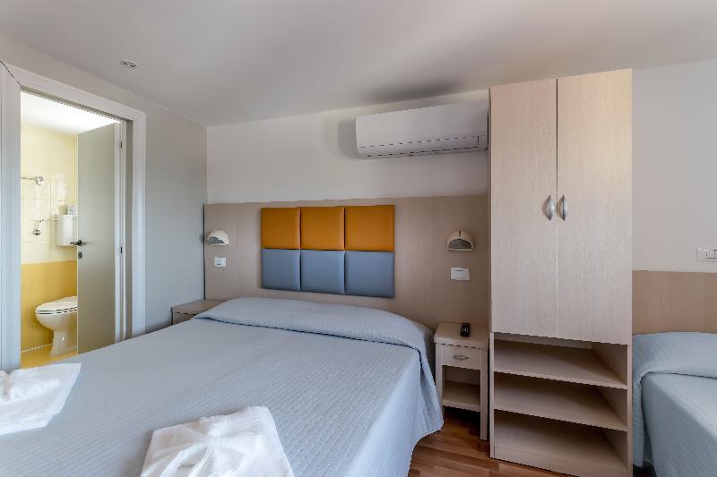 Номер Стандарт Трехместный, Stresa