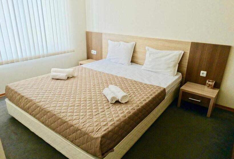 Апартаменты 2 Спальни, Rainbow 1 Holiday Complex