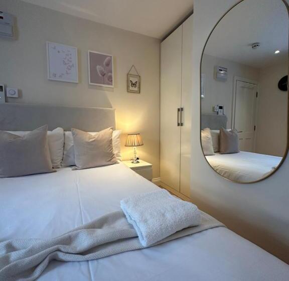 标准工作室, Gloucester Place   Baker Street