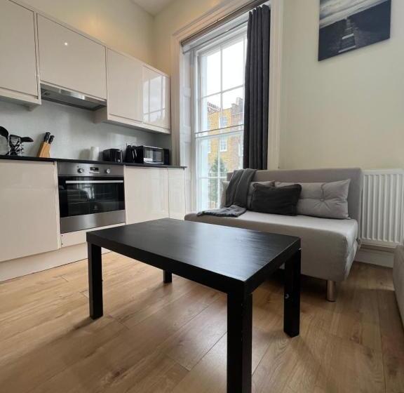 豪华工作室, Gloucester Place   Baker Street