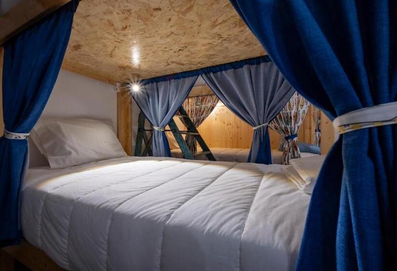 Кровать в Общей Комнате, Hostel O Torneiro