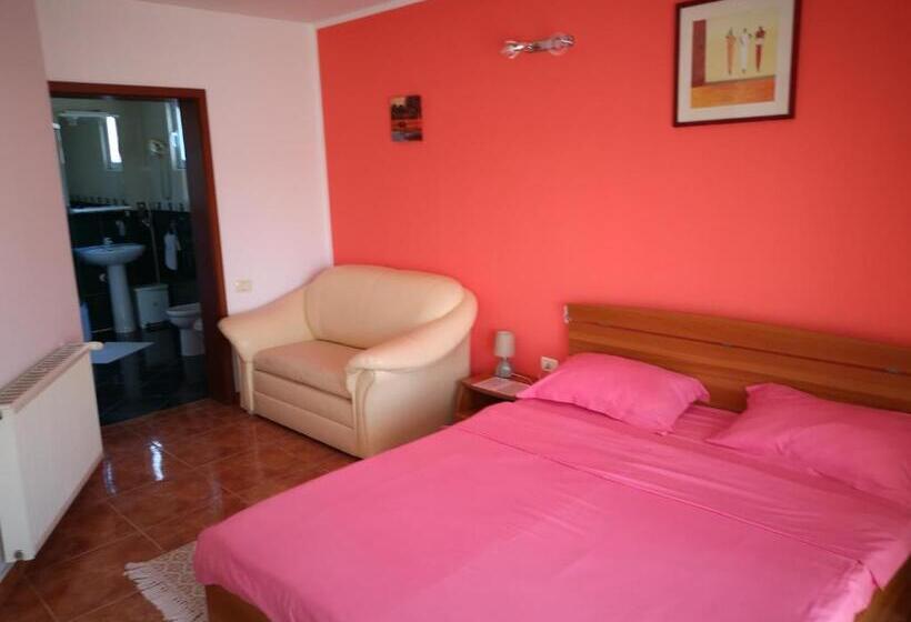 Номер Deluxe, Vila Sara