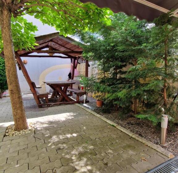Номер Стандарт, Vila Sara