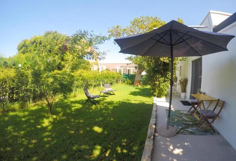 Standard Szoba King Size Bed, Mayana Sicily   The Suites