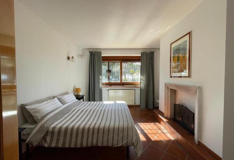 Люкс, Botanea Guest House